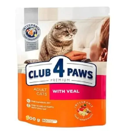Club 4 Paws Dry Food with veal for Adult Cats 900g